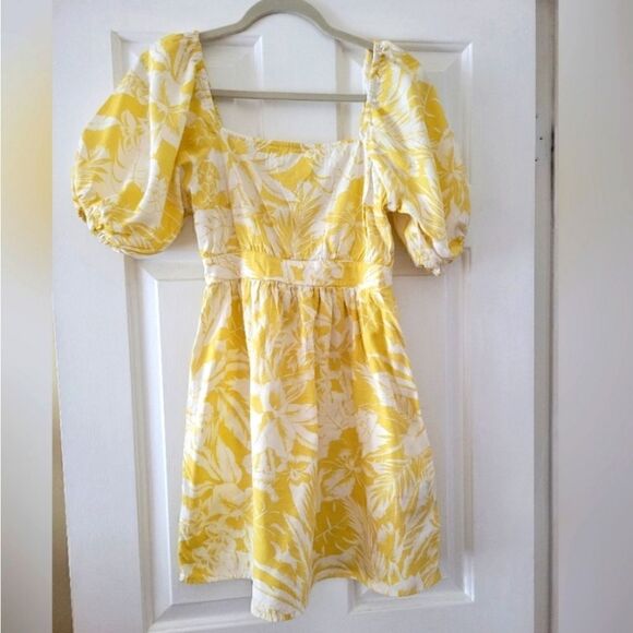 Beautiful yellow and white summer dress - Picture 7 of 7
